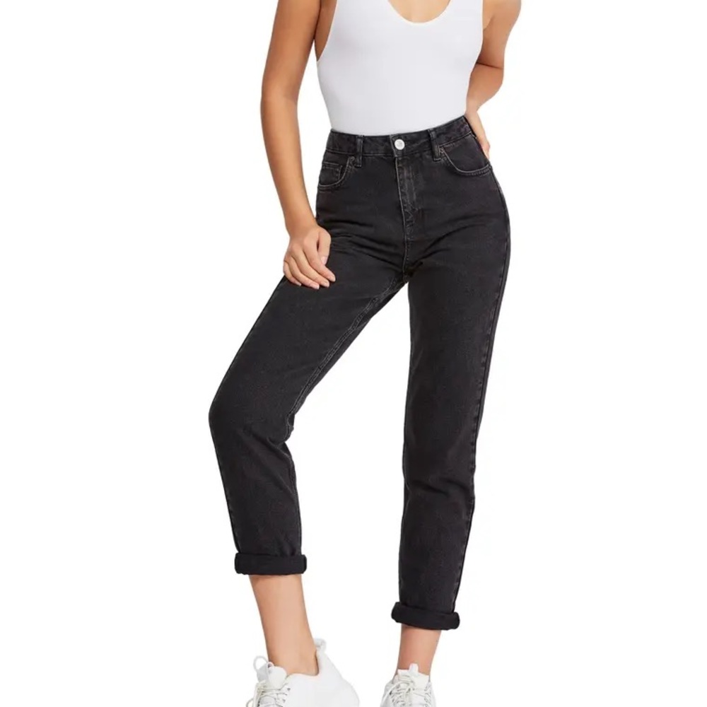 Urban Outfitters BDG High Rise Mom Jeans